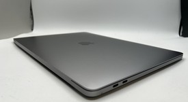 Good
													MacBook Pro 2020 - 13" - Apple M1, Gray, 256 GB, 8 GB, photo 5 of 11