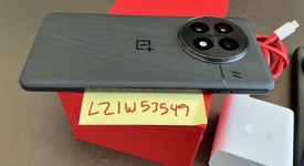 Mint
													OnePlus 13 - Unlocked, Black Eclipse, 512 GB, 16 GB, photo 6 of 6