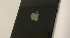 Good
													Apple iPhone SE 2nd Gen 2020 - Unlocked, Black, 64 GB, A2275, photo 3 of 9