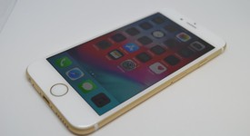 Mint
													Apple iPhone 6 - Unlocked, Gold, 64 GB, A1586, photo 3 of 9