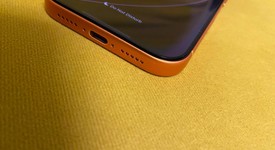 Mint
													Apple iPhone 17 Pro - Unlocked, Cosmic Orange, 256 GB, A3256, photo 4 of 11