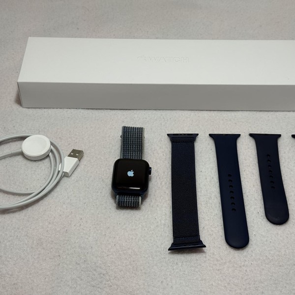 Apple Watch Series 6 40mm - Blue, A2291 - GPS, Aluminum