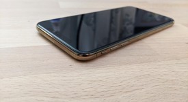 Mint
													Apple iPhone Xs Max - Verizon, Gold, 256 GB, A1921, photo 4 of 6