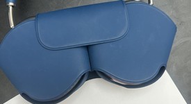 Used
													Apple AirPods Max - Sky Blue, photo 2 of 6