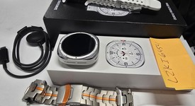 Mint
													Samsung Galaxy Watch Ultra (2025) - Unlocked, Titanium Silver, SM-L705, 47mm, photo 5 of 9