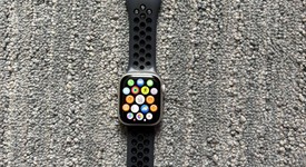 Mint
													Apple Watch Series 9 41mm - Unlocked, Silver, A2982 - Cellular, Aluminum, photo 4 of 7