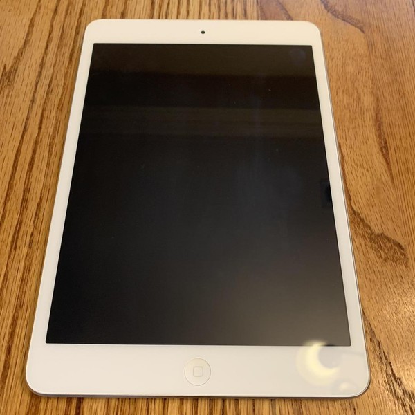 Apple iPad Mini 2 Retina - Wi-Fi, 128 GB, Silver