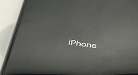 Mint
													Apple iPhone Xr - Unlocked, Black, 128 GB, A1984, photo 3 of 11