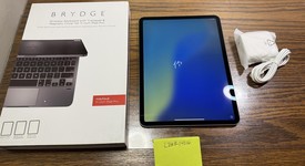 Mint
													Apple iPad Pro 11" 2018 - Wi-Fi, Gray, 256 GB, A1980, photo 1 of 6