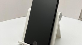 Good
													Apple iPhone SE 2nd Gen 2020 - Unlocked, Black, 128 GB, A2275, photo 2 of 7