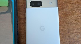 Good
													Google Pixel 8a - T-Mobile, Porcelain, 128 GB, 8 GB, GKV4X, Sub-6 5G, photo 4 of 6