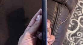 Mint
													Apple iPhone 17 Pro Max - Unlocked, Deep Blue, 512 GB, A3257, photo 5 of 7