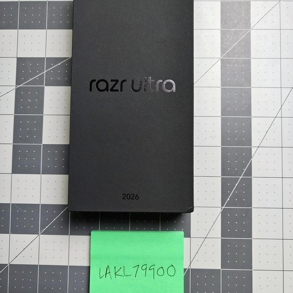 Motorola Razr Ultra (2026) - Unlocked, 512 GB, PANTONE Orient Blue