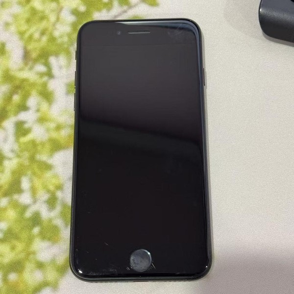 Apple iPhone SE 2nd Gen 2020 - Unlocked, 64 GB, Black, A2275