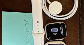 Mint
													Apple Watch Series 8 45mm - Starlight, A2771 - GPS, Aluminum, photo 1 of 43