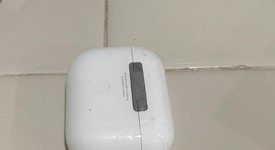 Used
													Apple AirPods Pro 2 - USB-C, photo 5 of 7