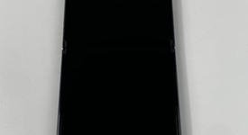 Good
													Samsung Galaxy Z Flip4 5G - Unlocked, Graphite, 128 GB, 8 GB, SM-F721U1, photo 2 of 7