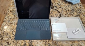 Good
													Microsoft Surface Go - Wi-Fi, Silver, 128 GB, 8 GB, photo 1 of 7