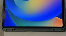 Good
													Apple iPad Pro 12.9" 6th Gen 2022 - Wi-Fi, Silver, 256 GB, photo 2 of 15