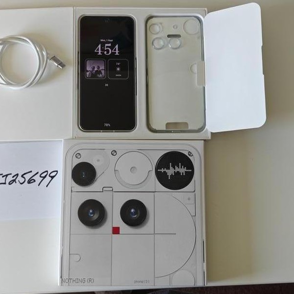 Nothing Phone (3) - Unlocked Non-US, White, 512 GB, 16 GB