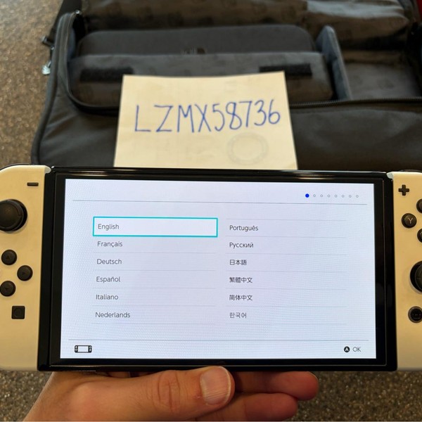 Nintendo Switch - OLED - 64 GB, White