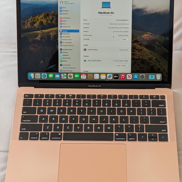 MacBook Air 2019 - 13 inch - 128 GB, Gold, 8 GB, Intel Core i5