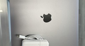Good
													MacBook Pro 2018 (With Touch Bar) - 15" - I7, Gray, 256 GB, 16 GB, photo 5 of 9