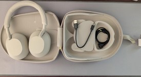 Used
													Sony WH-1000XM5 - Silver, photo 2 of 10