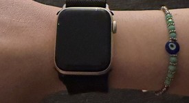 Mint
													Apple Watch SE 2nd Gen 40mm - Unlocked Non-US, Silver, A2725 - Cellular, Aluminum, photo 2 of 5