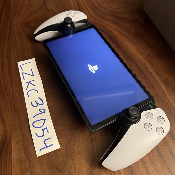 PlayStation Portal Remote Player - White