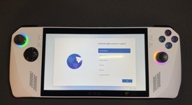 Mint
													Asus ROG Ally 7" - Z1, White, 512 GB, 16 GB, Ryzen Z1, photo 3 of 7