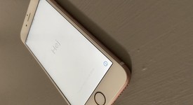Mint
													Apple iPhone 6S - Sprint, Rose Gold, 128 GB, A1688, photo 3 of 5