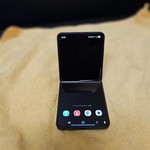 Mint Samsung Galaxy Z Flip7 - Verizon, 256 GB, Jet Black, 12 GB, SM-F766U