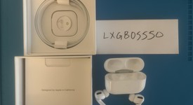 Used
													Apple AirPods Pro 1st Gen - MagSafe Case, photo 1 of 1