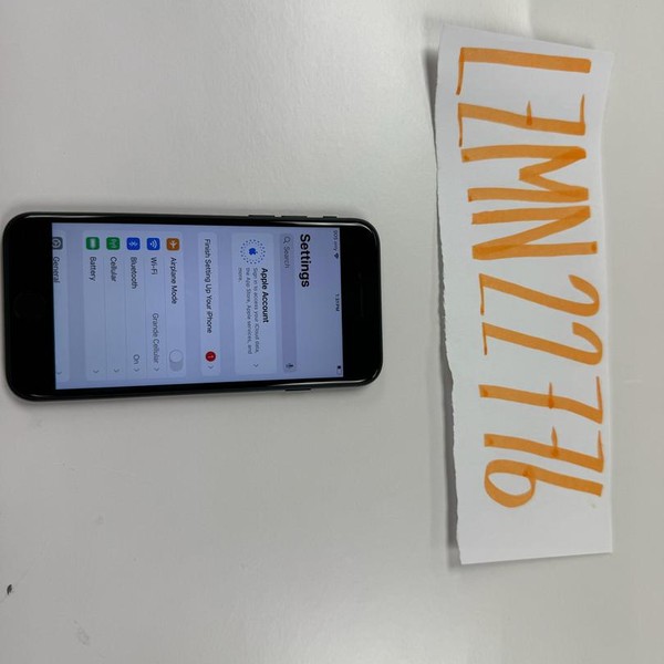 Apple iPhone SE 3rd Gen 2022 - Unlocked, 64 GB, Midnight, A2595