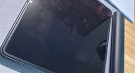 Mint
													Honor Magic V3 - Unlocked Non-US, Black, 512 GB, 12 GB, photo 4 of 17