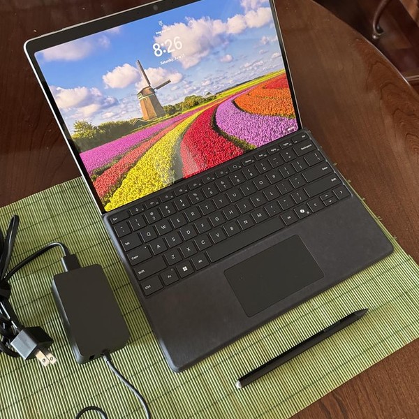 Microsoft Surface Pro 11 - 512 GB, Platinum, 16 GB, Snapdragon X Elite