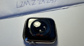 Good
													Apple Watch Series 7 41mm - Unlocked, Silver, A2475 - Cellular, Stainless, photo 5 of 9