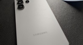 Good
													Samsung Galaxy S25 Ultra - Unlocked, Whitesilver, 512 GB, 12 GB, SM-S938U1, photo 2 of 7