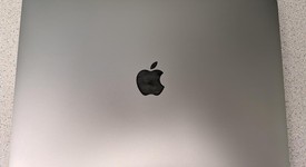 Good
													MacBook Pro 2020 - 13" - Apple M1, Gray, 1 TB, 16 GB, photo 4 of 9