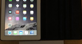 Mint
													Apple iPad 4 - AT&T, White, 16 GB, A1459, photo 2 of 3