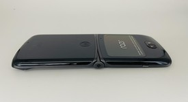 Good
													Motorola Razr 2 5G - Unlocked, Graphite, 256 GB, 8 GB, XT2071-3, photo 3 of 8