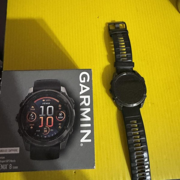 Garmin Fenix 8 - Carbon, AMOLED
