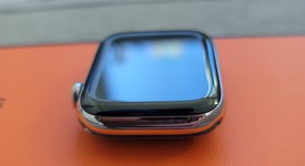 Mint
													Apple Watch Series 5 44mm - Unlocked, Silver, A2095 Cellular, Hermes, photo 4 of 21
