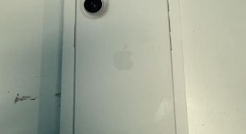 New
													Apple iPhone 16 - Unlocked, White, 128 GB, A3081, photo 1 of 2