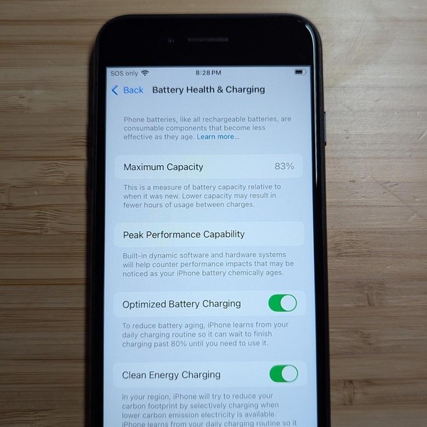 Apple iPhone SE 3rd Gen 2022 - Unlocked, 128 GB, Midnight, A2595