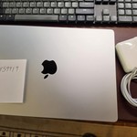 Good MacBook Pro 2021 - 14 inch - 512 GB, Silver, 16 GB, Apple M1 Pro 8-core