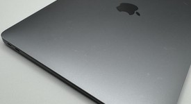 Fair
													MacBook Air 2019 - 13" - I5, Gray, 128 GB, 8 GB, photo 4 of 7