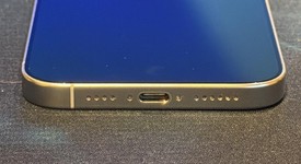 Good
													Apple iPhone 16 Pro Max - T-Mobile, White, 512 GB, A3084, photo 4 of 9