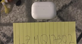Used
													Apple AirPods Pro 2 - Lightning, photo 2 of 5